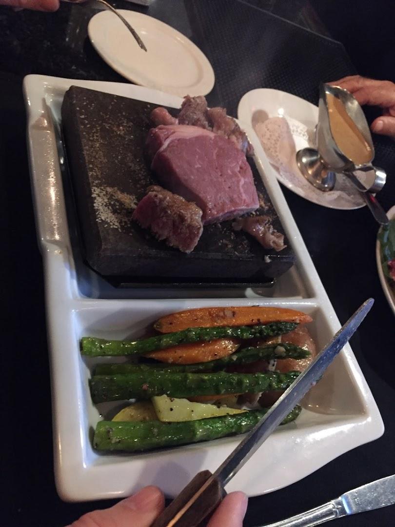 La Bistro Italian Grill